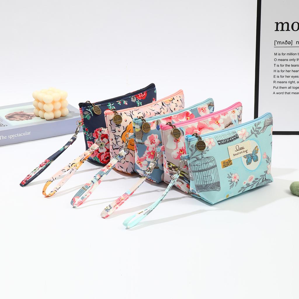 Fashionable Waterproof Oxford Cloth Cosmetic Bag Portable Travel Storage Bag Version Instagram Makeup Bag