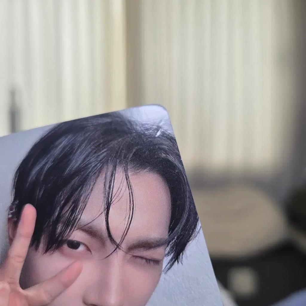 ATEEZ Fan Meeting DAWN Reward: Poka + Lenticular Used