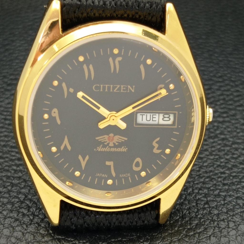 AUTOMATIC VINTAGE REFURBISHED CITIZEN 8200 JAPAN MENS BLACK DIAL WATCH A436311-2 R128-a436311