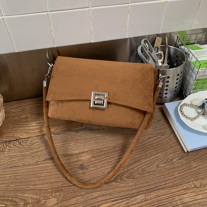 High sense fashion bag women 2025 new autumn and winter Maillard small square bag retro niche design shoulder bag