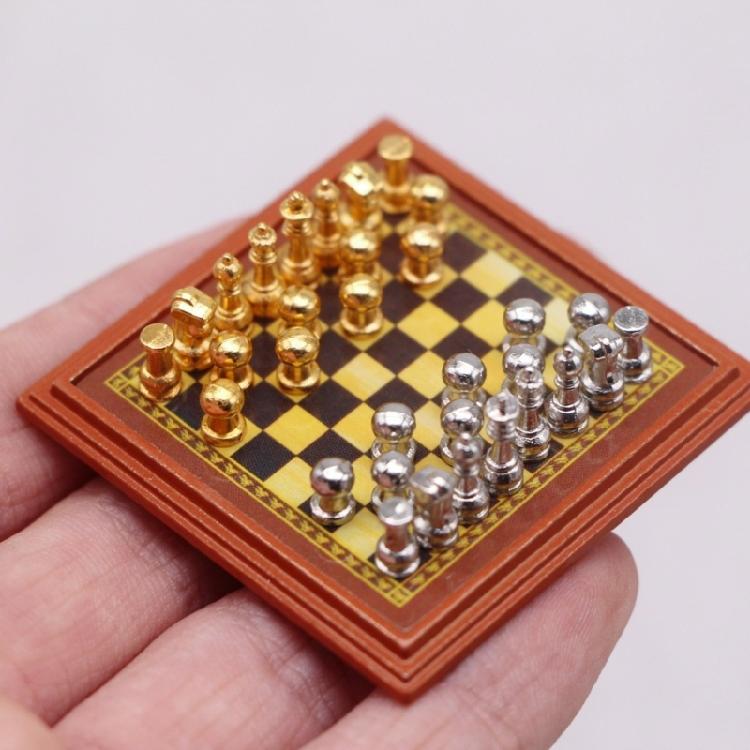 Portable Chess Board Mini Metal Playing Pieces Compact Strategy Game For Tabletop Enthusiasts
