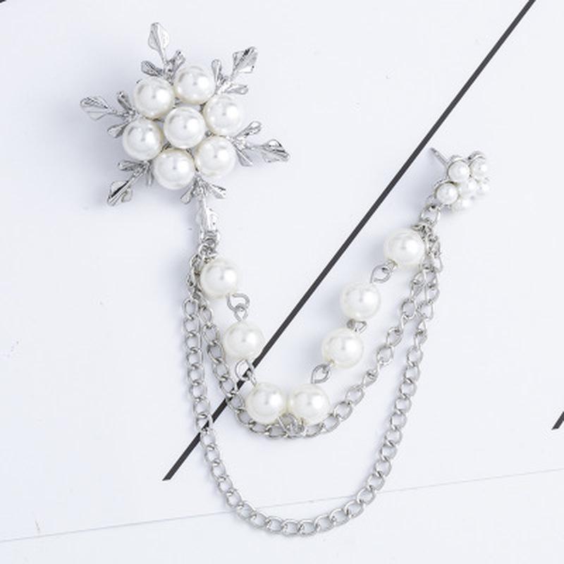 Elegant Pearl Snowflake Chain Tassels Brooch Fashion Brooches for Women Chain Pin Jewelry