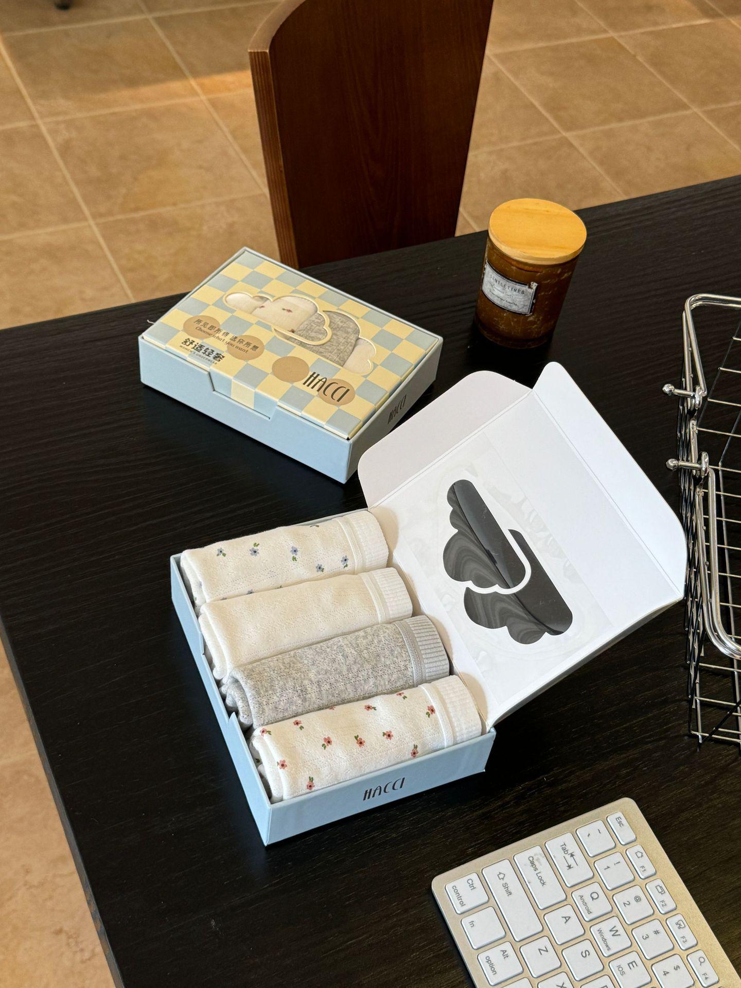 

HACCI Women s Korean Style Floral Low-Rise Anti-Exposure Underwear with Baby Cotton Crotch M (75-100 jin)