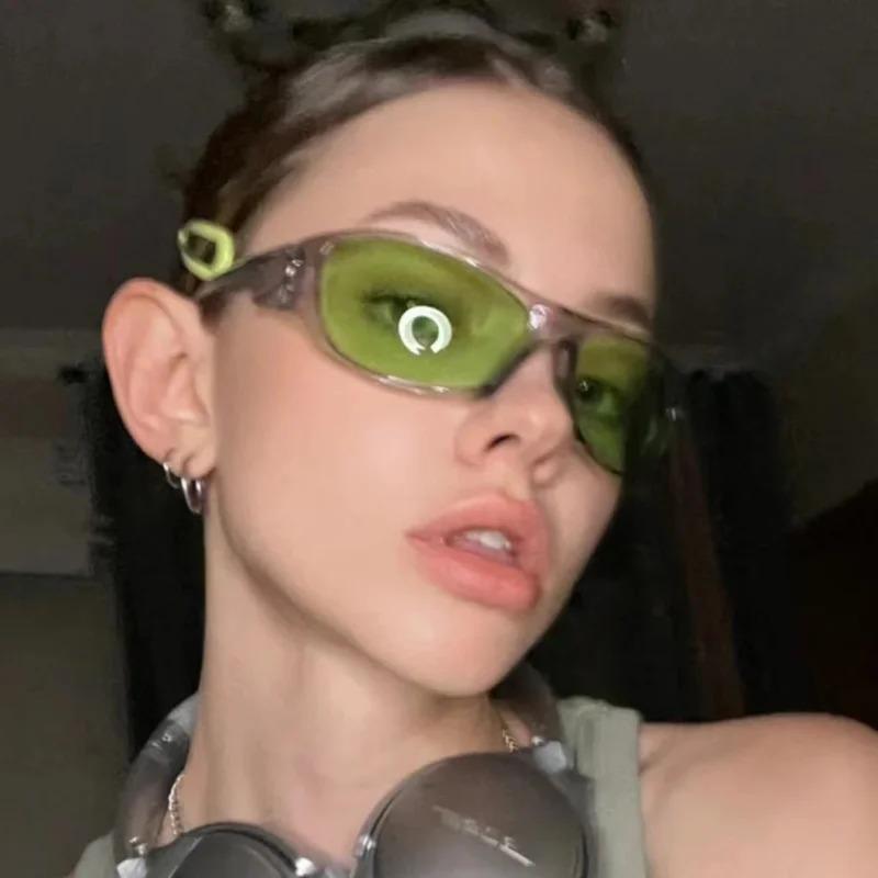 Latest Y2K Punk Sun Glasses for For Ladies Designer Oval Goggle Girls Luxury Sun Glasses 2000S UV400 Mirror Stylish Eye Glasses Gifts