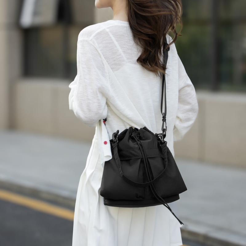 Nylon Small Satchel Multi-Pocket Lightweight Hand Bucket Bag Women's Shoulder Crossbody Bag