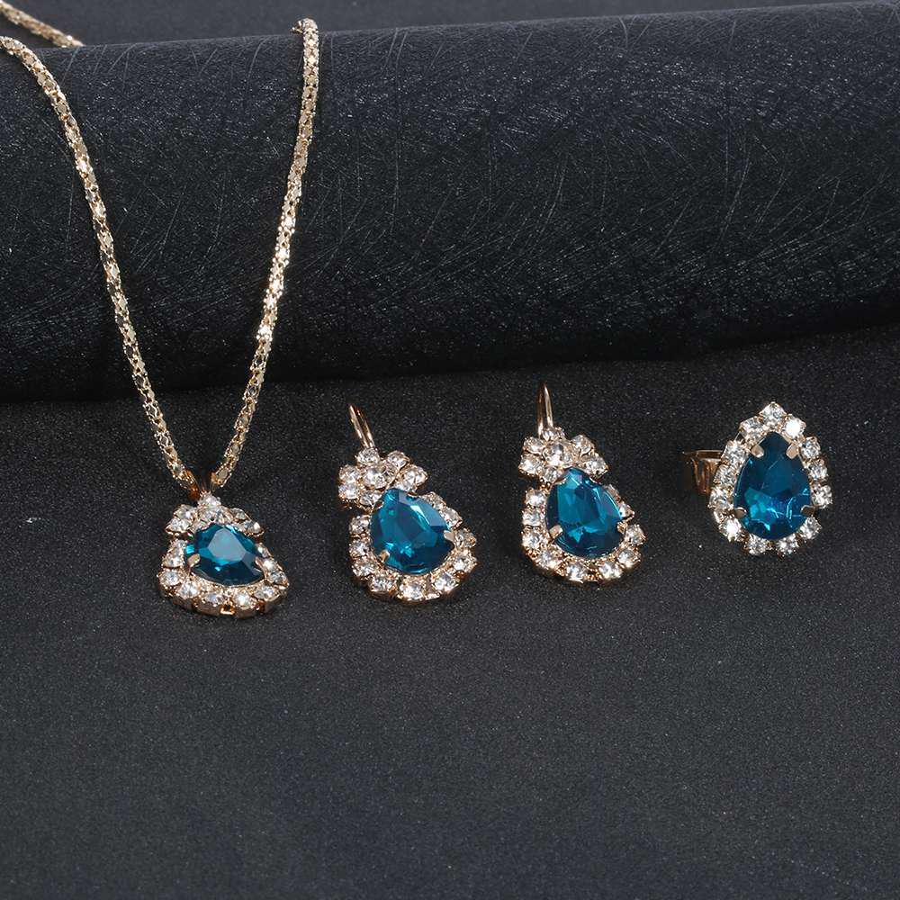 European-American Personalized Water Drop Diamond Jewelry Set: Shiny Necklace, Earrings, and Ring for Brides