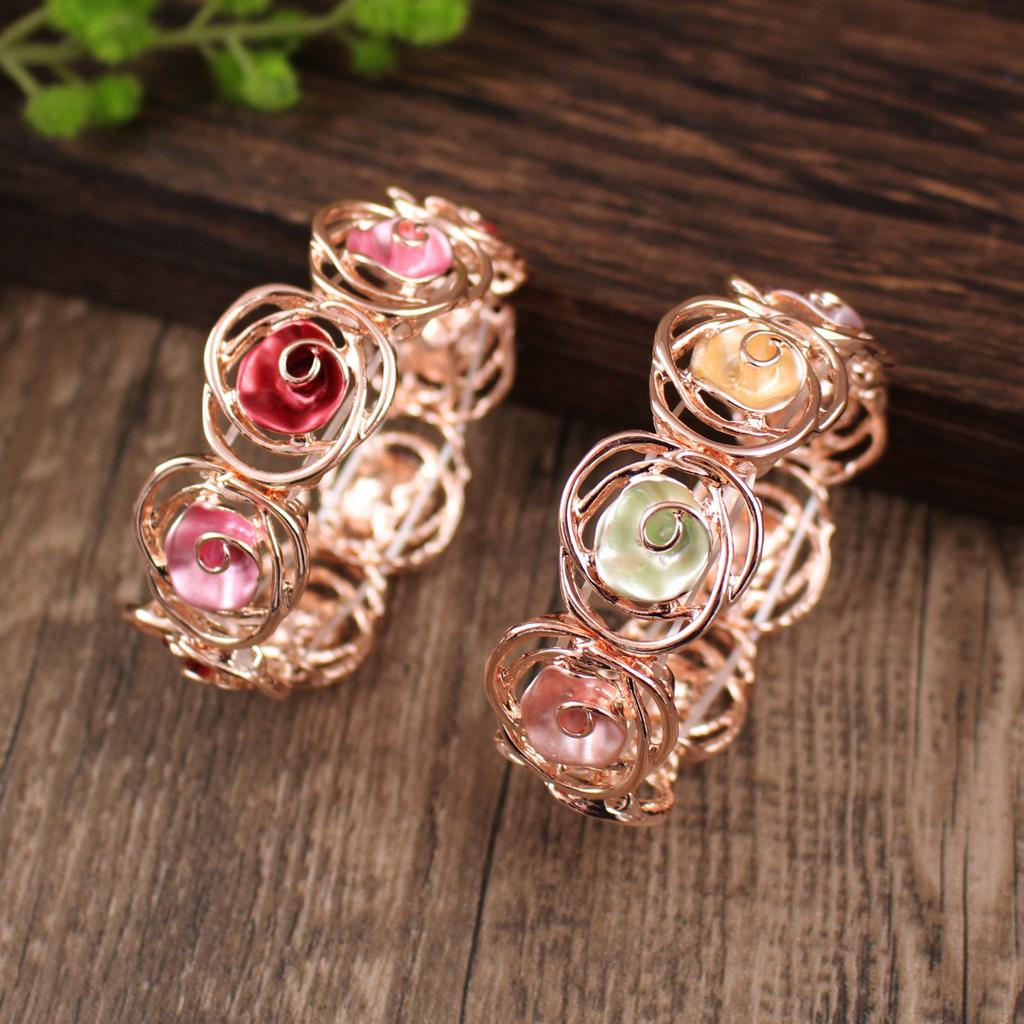 Enamel hollow rose elastic bracelet with high-end feel, ladies' Valentine's Day rose bracelet
