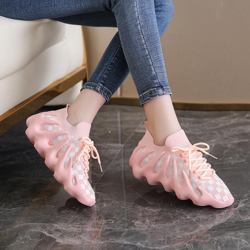 

Casual shoes women s 2024 new versatile coconut shoes summer Internet celebrity thick-soled shock-absorbing breathable outdoor casual sports shoes 40 розовый