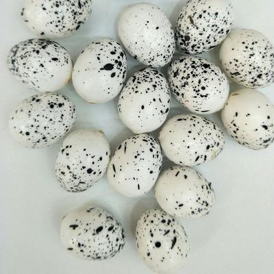 30 sztuk modelu jaj przepiórczych Mini jajka ptaków do rękodzieła Dekoracja Symulacja Sztuczne