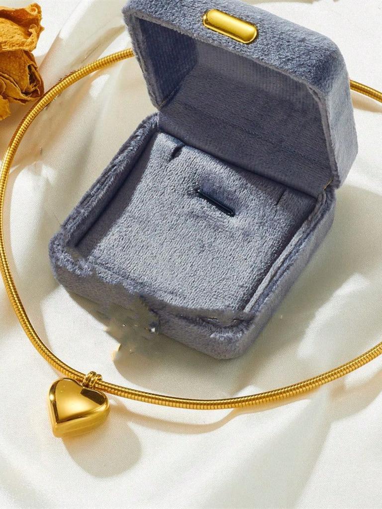 1 Pc Minimalist Stainless Steel Elastic Hollow Heart Pendant Choker Necklace With Gift Box, Suitable For Daily Wear