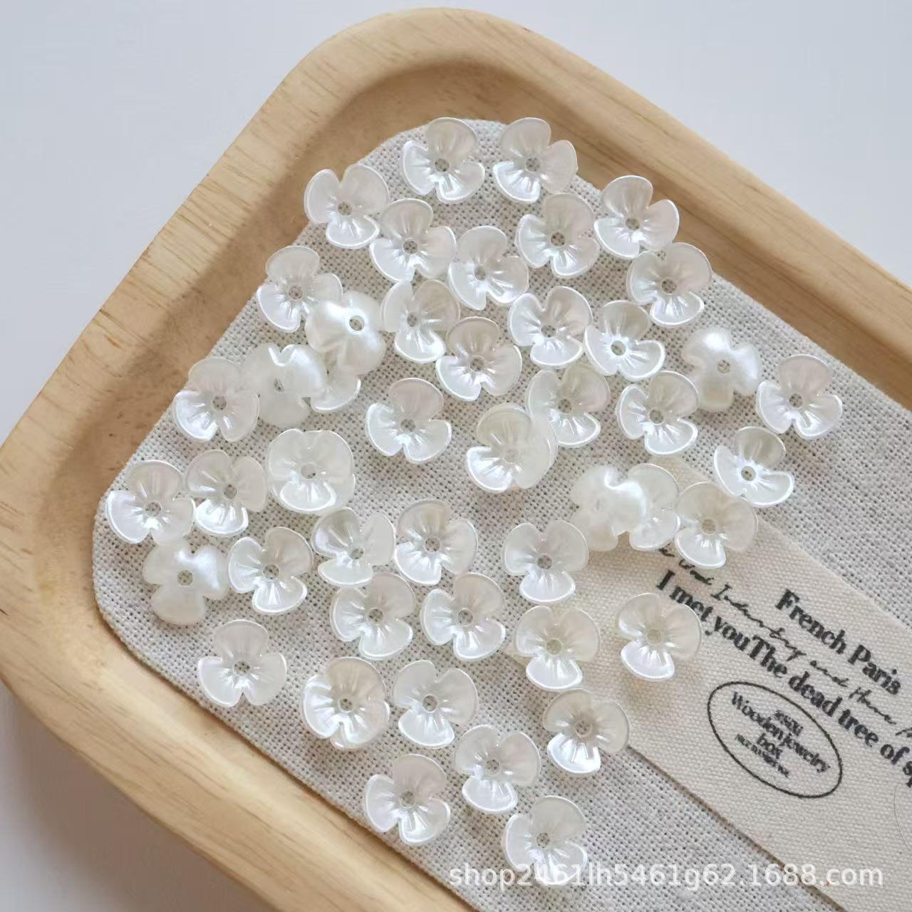 Classic Three/Five-Petal Imitation Pearl Beads for DIY Phone Chain, Hair Clip, Bracelet Accessories