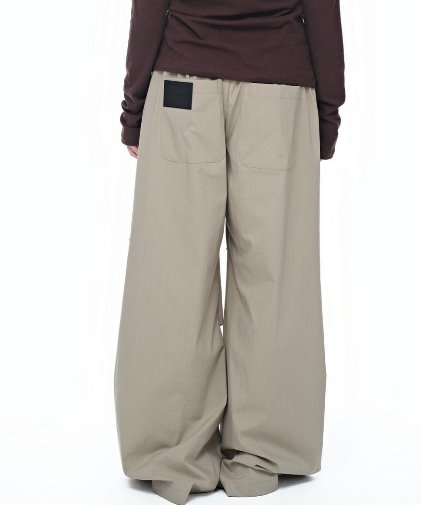 AEGO FREEDOM LAB Double Tuck Nylon Pants_Beige