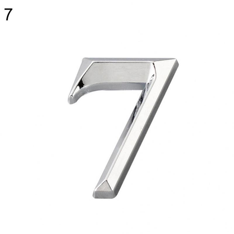 

Блестящая табличка с номером дома 7