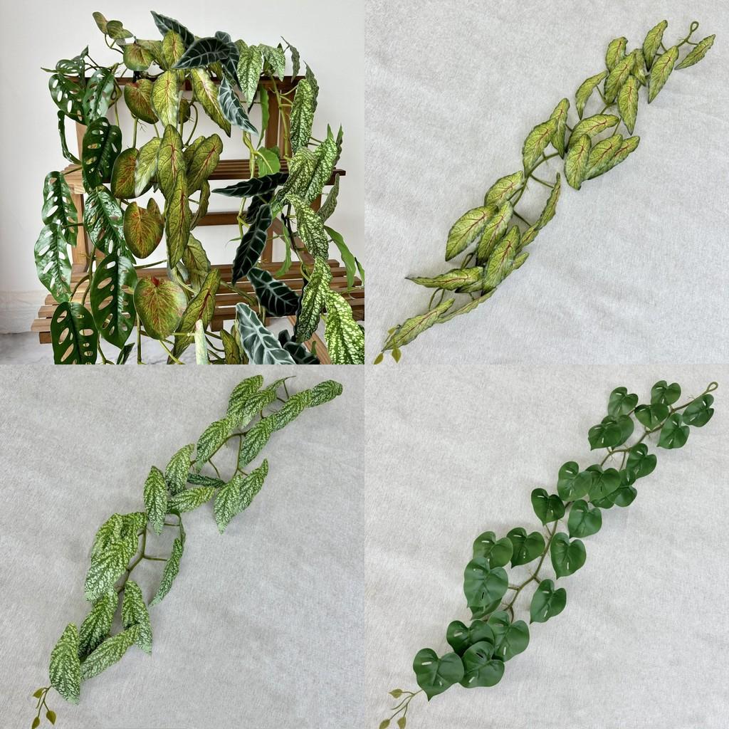 Artificial Green Plant Wall Decor With Silk Screen Printing For Home And Photography Use