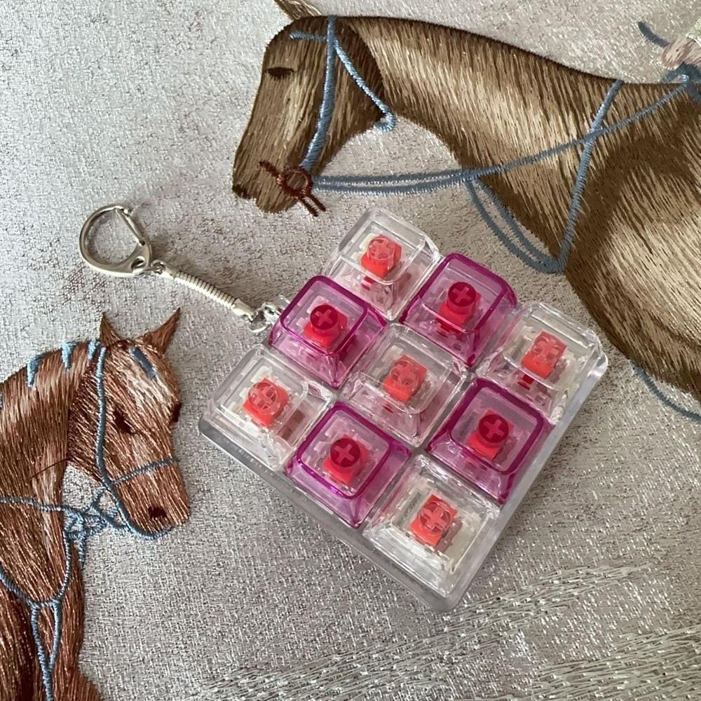 Relaxing DIY Keyboard Fidget Keychain Keys Button Relief Stress Finger Keyboard Cap Pass The Time Keycap Clicker Toy Adult