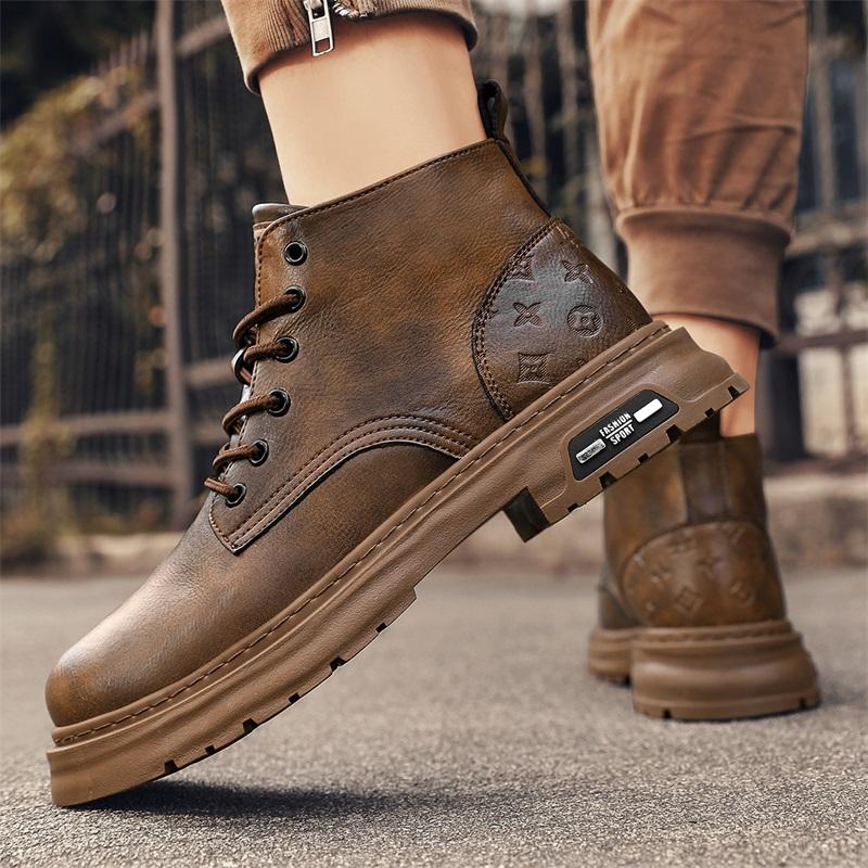 Fashion 2025 New Genuine Leather MEN'S BOOTS with Retro Style Leather Boots Thick Soles Wear-resistant MEN'S High Top Casual Shoes