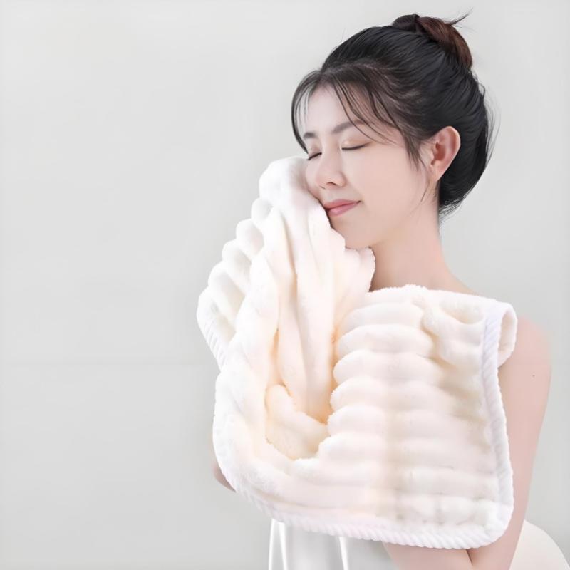 Ručník z korálového fleecu, Jednobarevný, Měkký a savý, Víceúčelový, Vhodný pro hotelové koupelny.