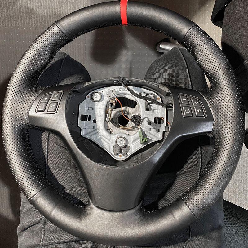 For BMW M Sport E82 E87 E90 X1 E84 old style 2011-2013 Car Steering Wheel Cover Leather Trim Black-red blue line with blue strip