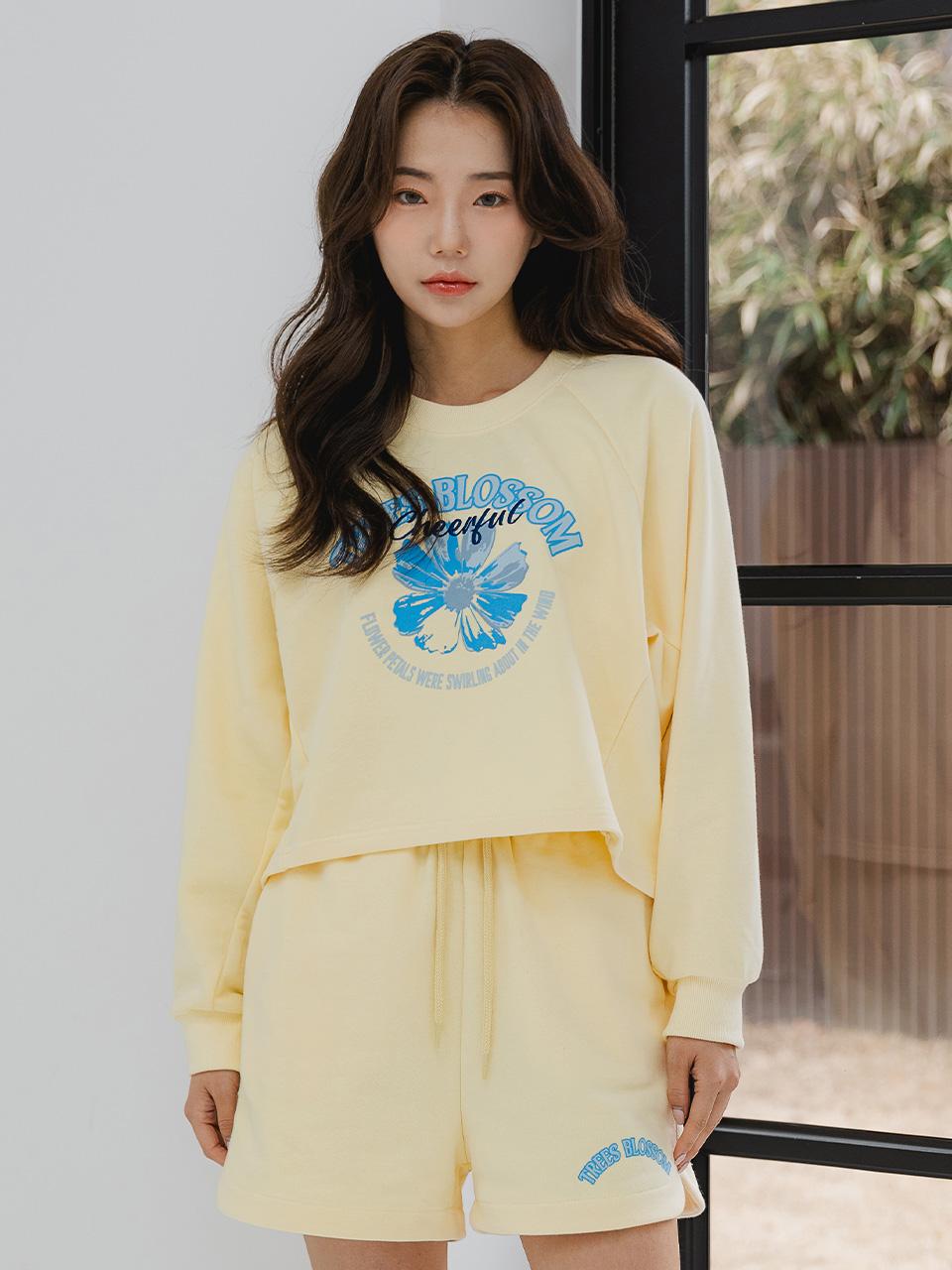 Alvin Clo Tree Blossom Semi-Crop Long Sleeve T-Shirt Avt3612 (5 Colors) Oatmeal/Free
