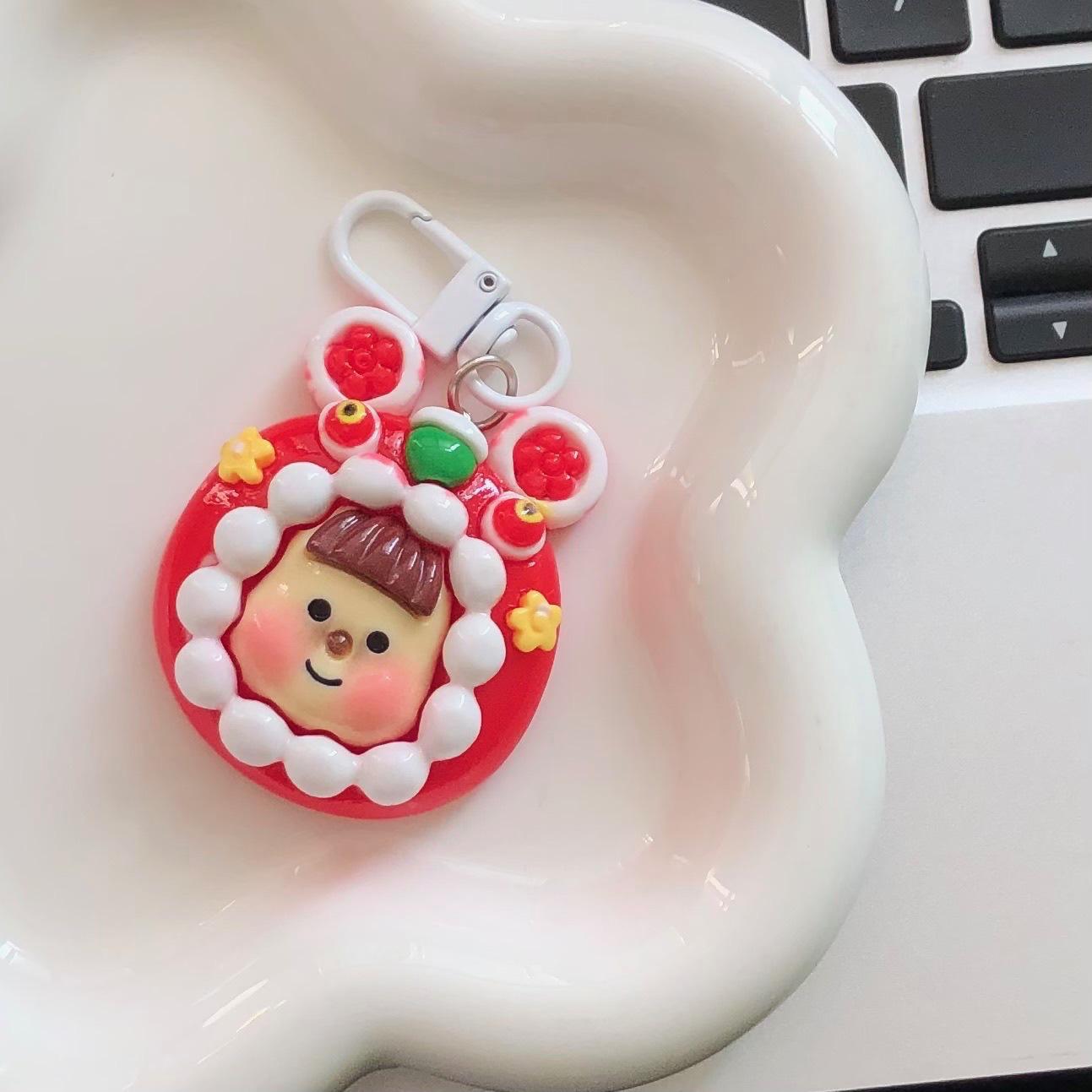 

Пробужденный Лев Многосестровая Свинка Брелок: Милый мультяшный девичий кулон-сердечко ручной росписи для простых, милых пар и лучших друзей