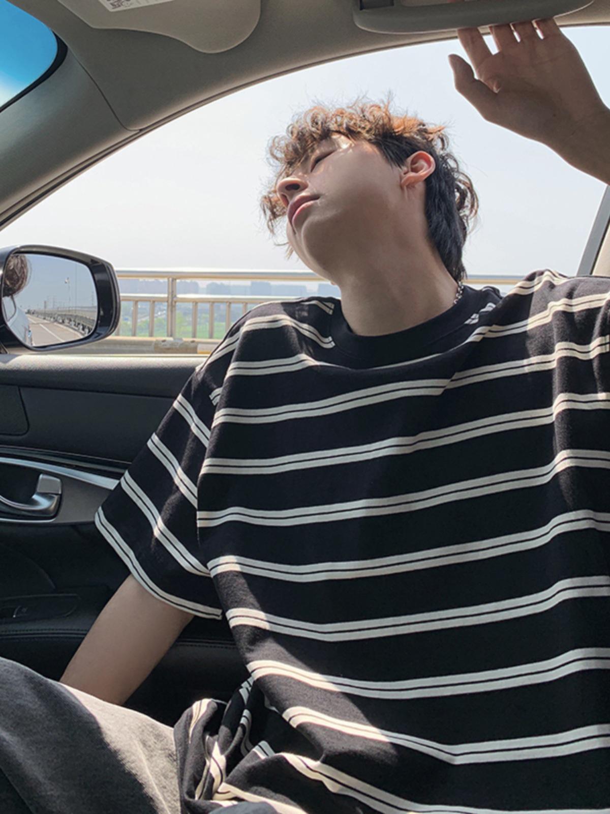 

Мужская свободная полосатая футболка в студенческом стиле с коротким рукавом 2024 года XL чёрный