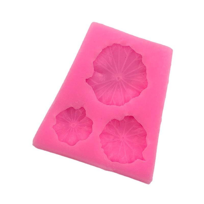 1 Piece Triple Lotus Leaf Silicone Mold Sugar Flipping Chocolate Biscuit Cake Mold Aromatherapy Decoration Mold