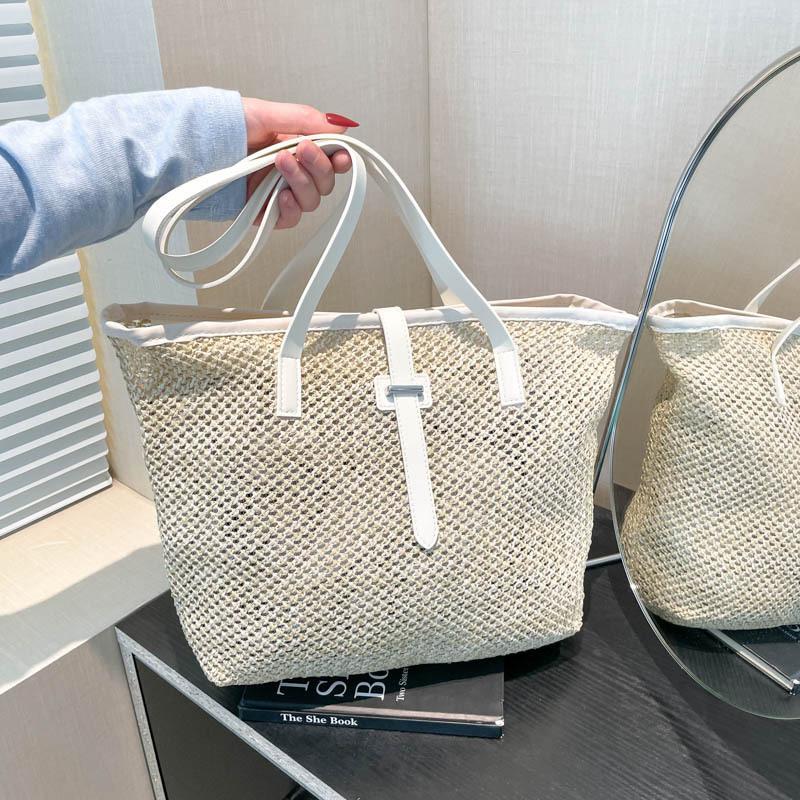 Korean version of the new product niche design Mori hollow straw woven tote bag large capacity casual versatile single shoulder mother and child bag w