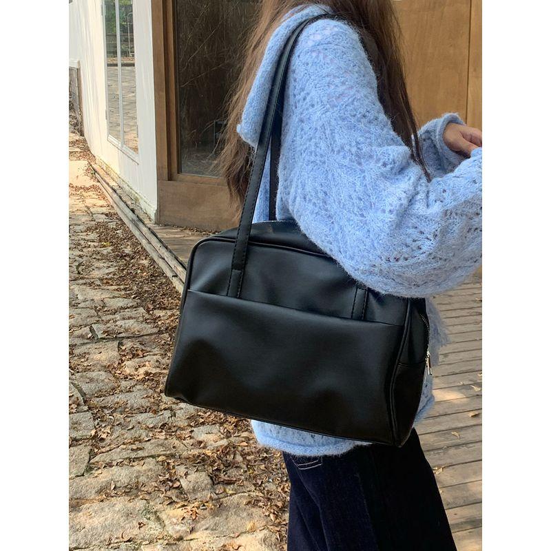 

K-style Large Capacity Shoulder Bag Bags Women s Autumn 2024 New Arrival Retro Underarm Bag Easiest for Match Large Capacity Totes Black