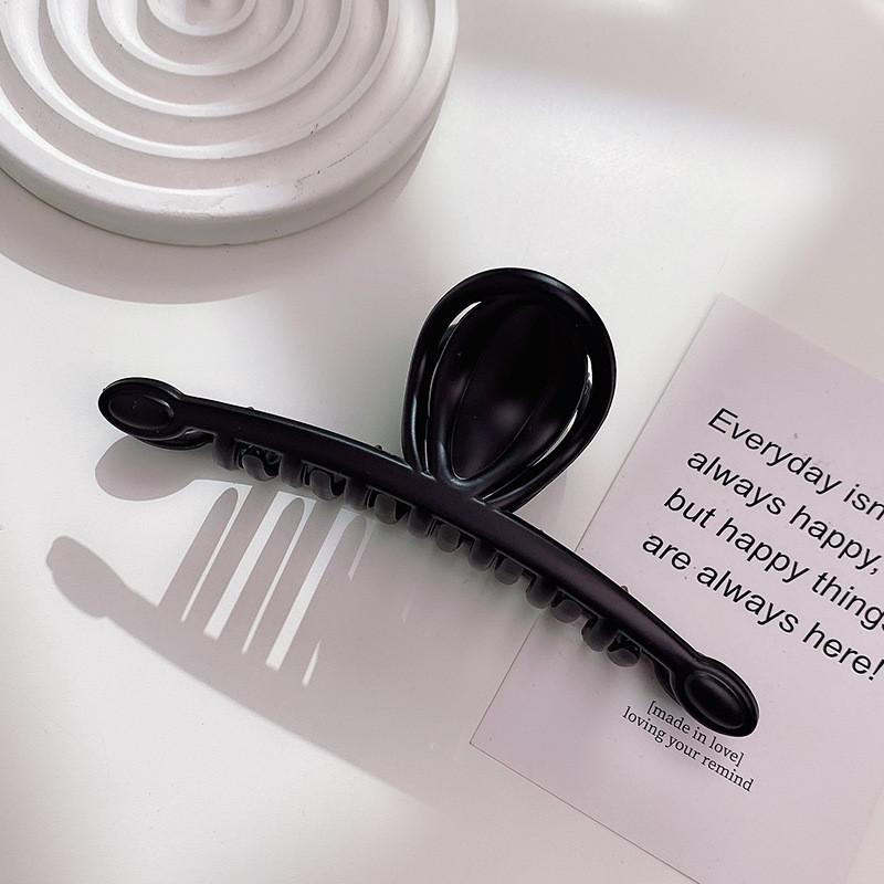 Stylish French Vintage Extra Large Hair Claw Clip For Women In Versatile Colors