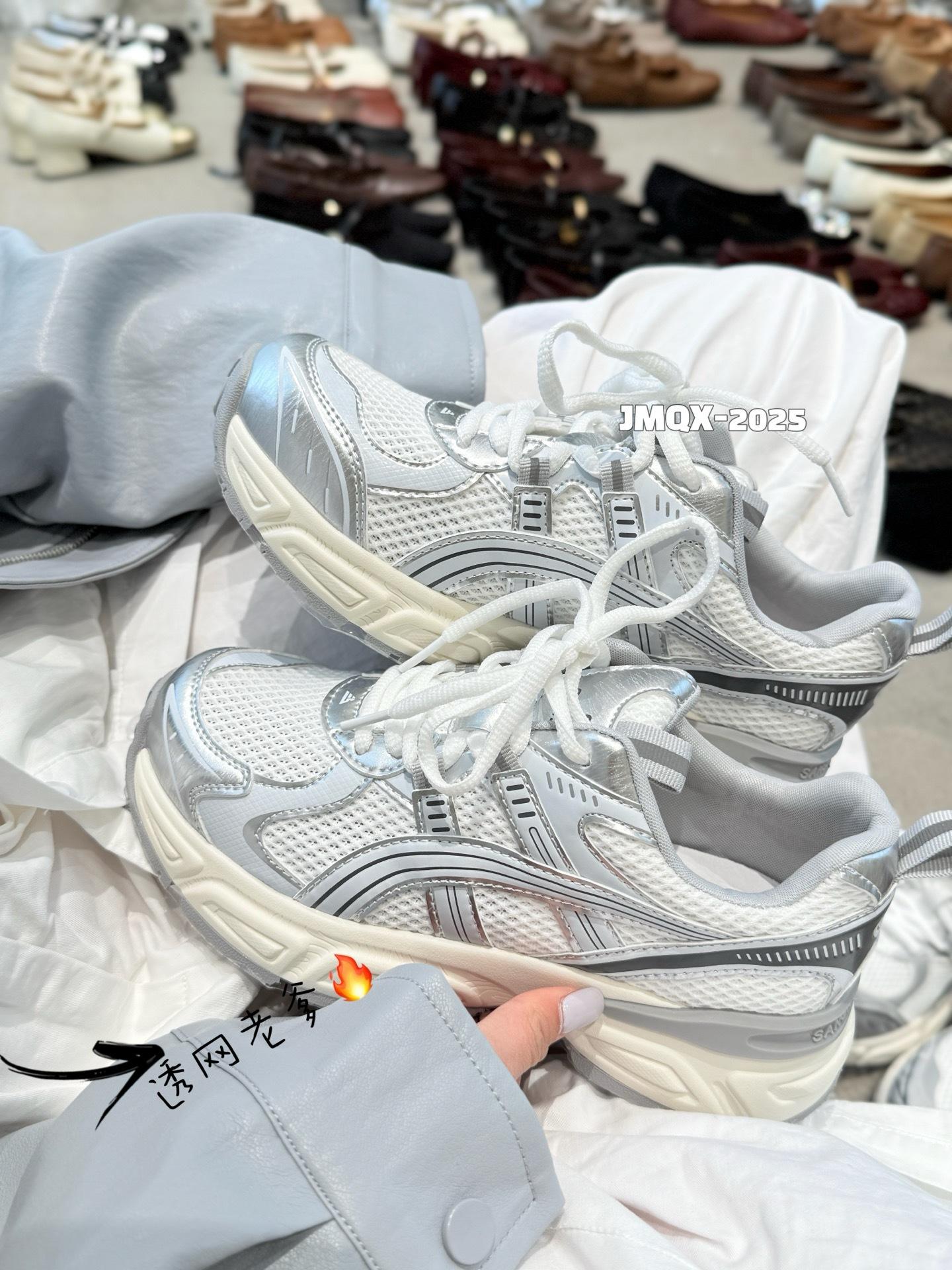 

Seoul Blogger~ Space Silver Mesh Platform Casual Jogging Sneakers Girl Daddy Shoes 40