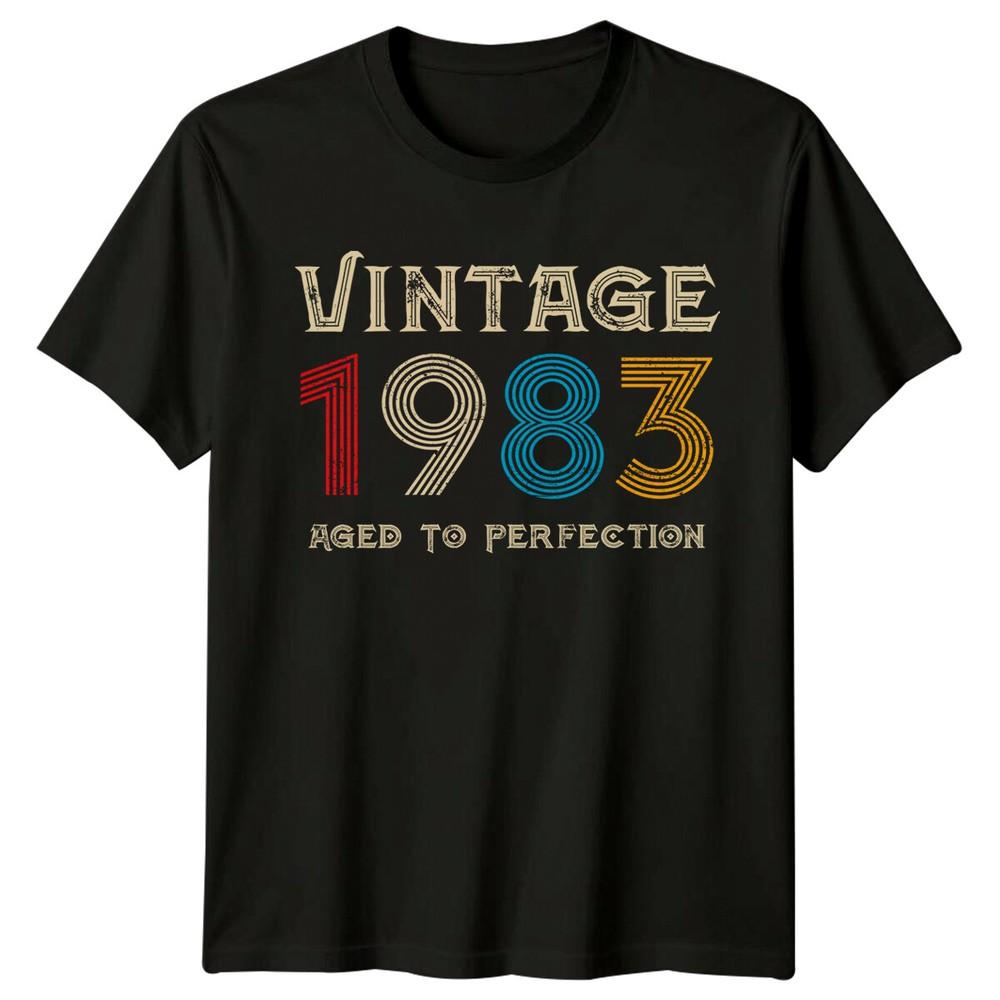 Vintage 1983 Perfekt gereift Unisex T-Shirt 43. Geburtstag Geschenk