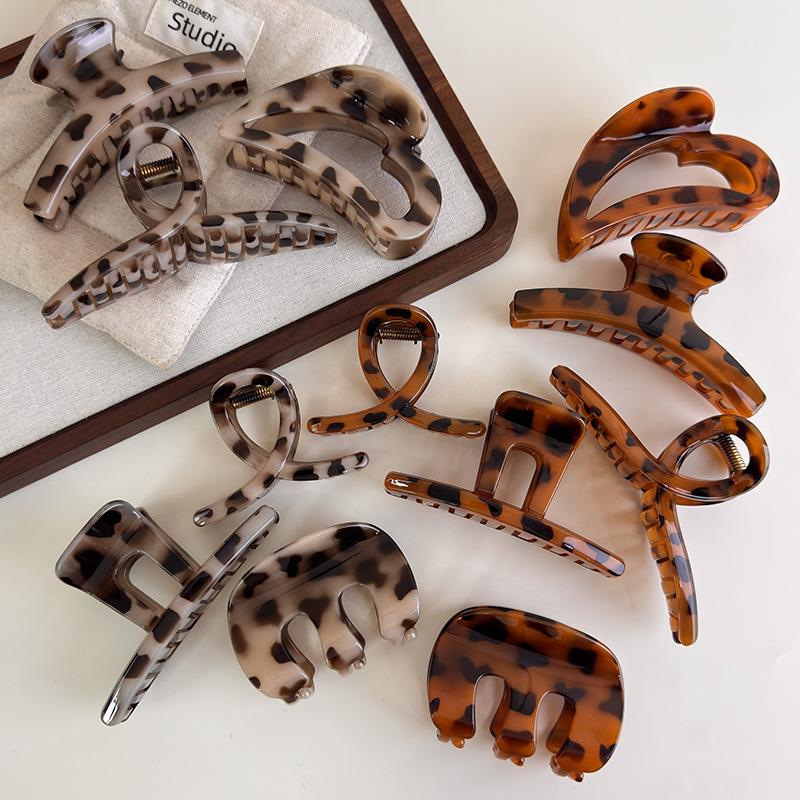 French Style Hair Claw Clips for Women Retro Leopard Print Hair Clip Hairpins Elegant Shark Clip Barrettes Crab Clamp Headwear