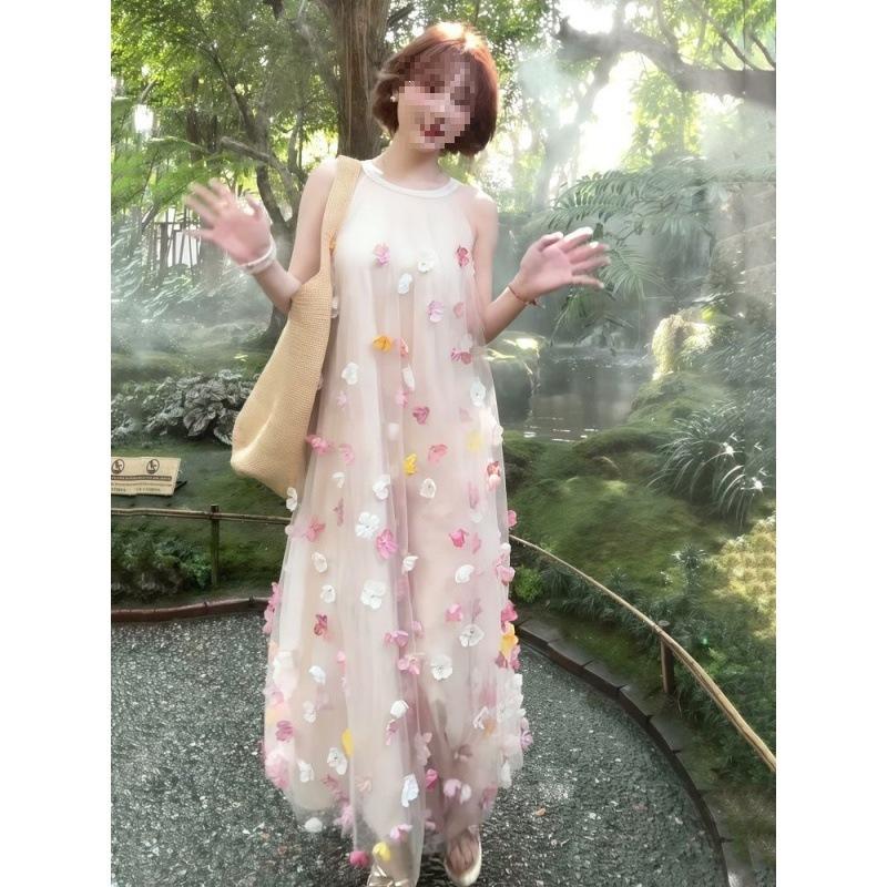 French gentle wind sweet long dress women's summer new temperament super fairy three-dimensional flower neck vest neck dress