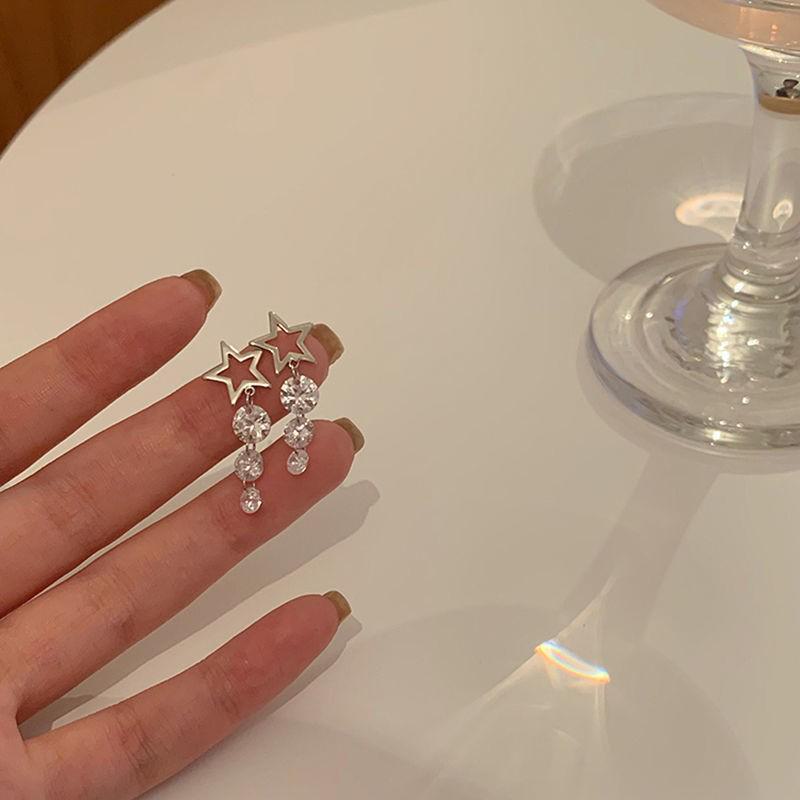 Knock and Shine: Exquisite Star Zircon Earrings for Women - Versatile Five-Pointed Design