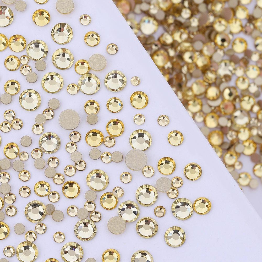 Pujiang Nail Art Strass Goldener Boden Gemischte Größe Flachboden Diamant Ungefähr 1440 Glas Aufkleber Diamanten Farbige Kleine Runde Diamanten