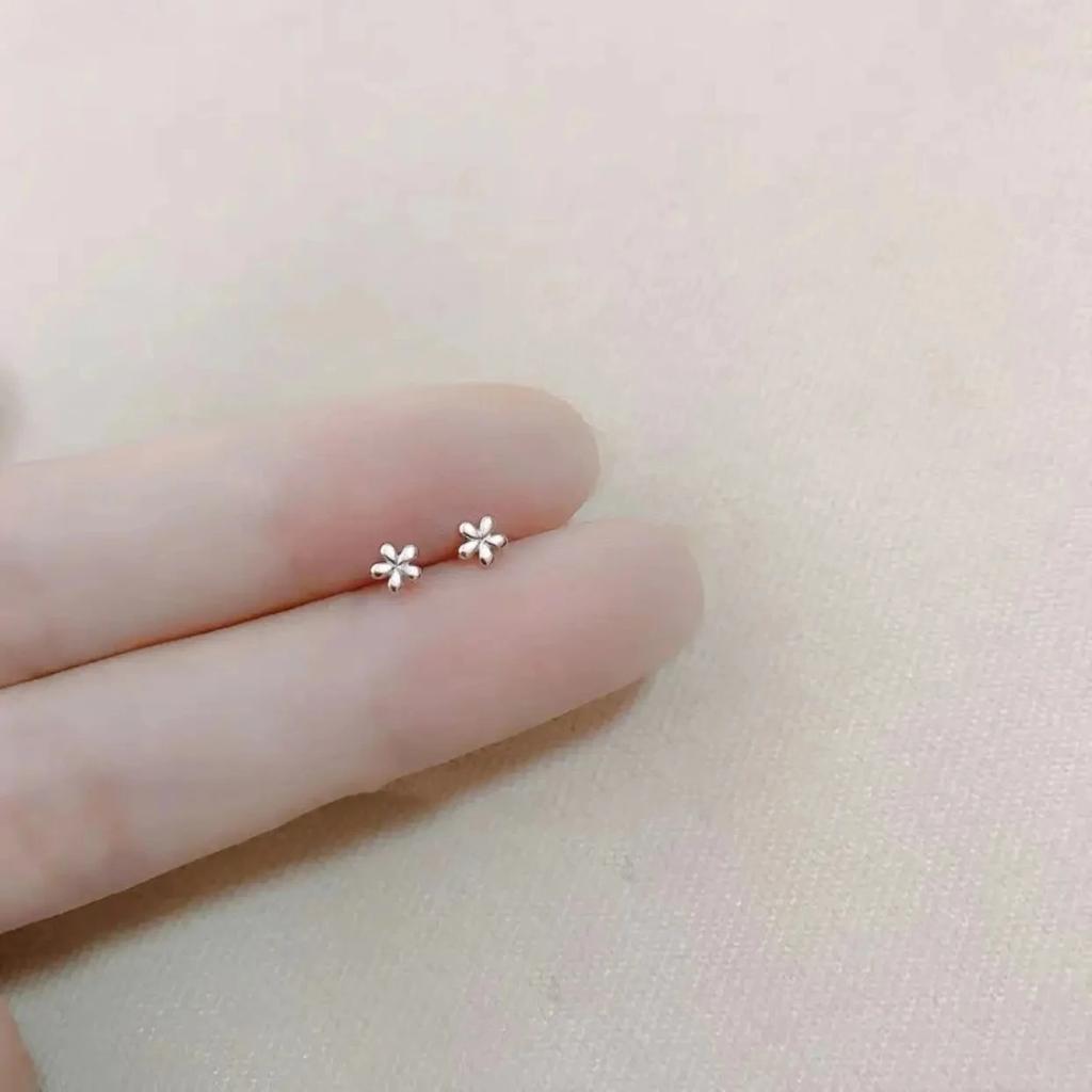 Korean Mini Small Heart Stars Stud Earrings For Women Student Teen Simple Tiny Minimalist Silver Color Ear Piercing Jewelry