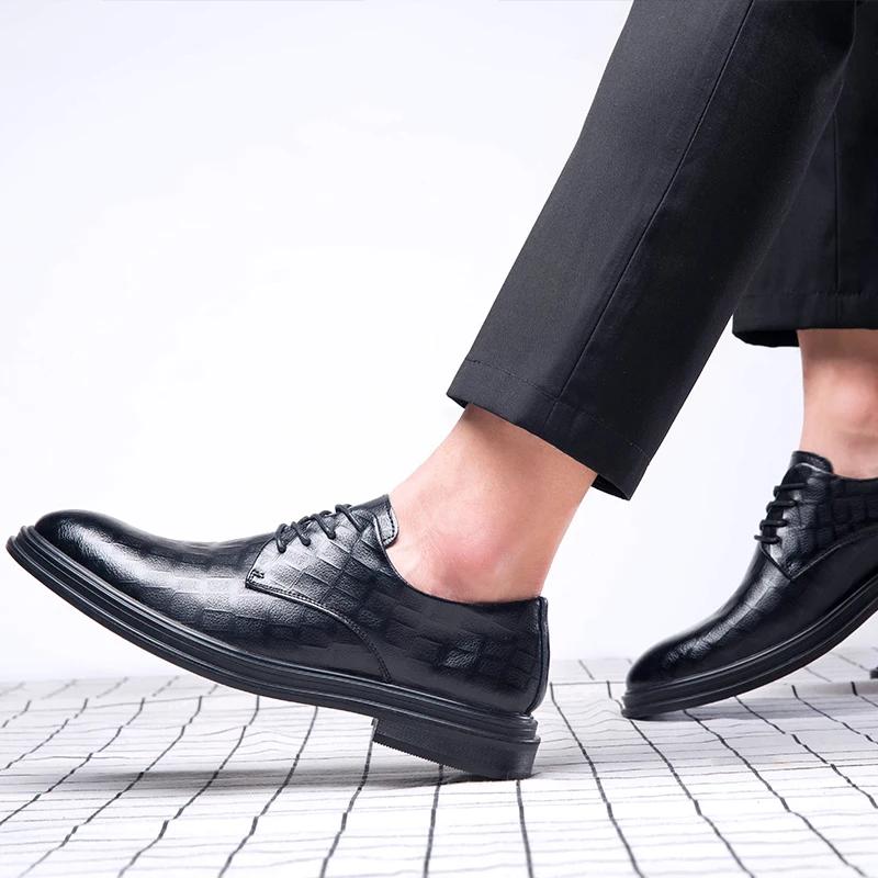 Casual Men Shoes Fashion Brogue Patent Leather Shoe Man Lace Up Oxford Dress Shoes Elevator Formal Wedding Shoes Men