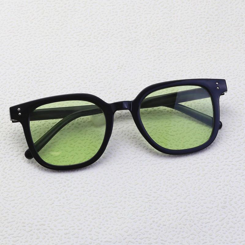 Desirable Large Frame Blush Sunglasses with Makeup Effect, UV Protection