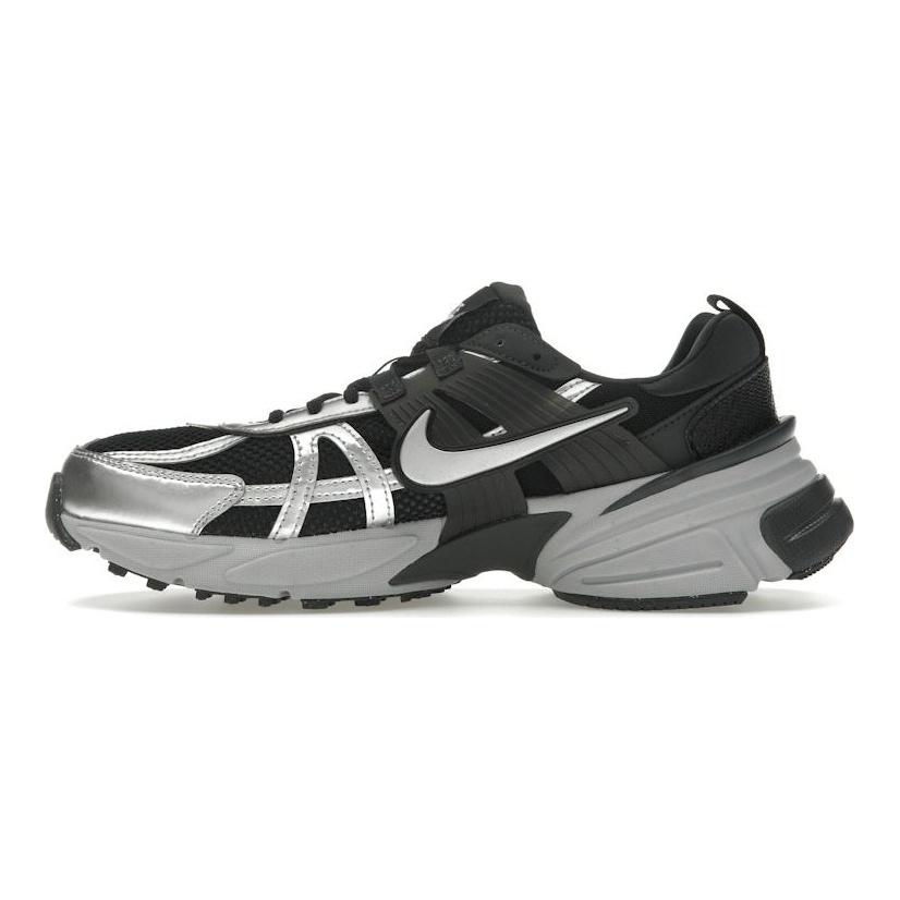 Nike V2K Run Čierna Metalická Strieborná Dámske Tenisky Antracitová Tmavosivá FD0736-005