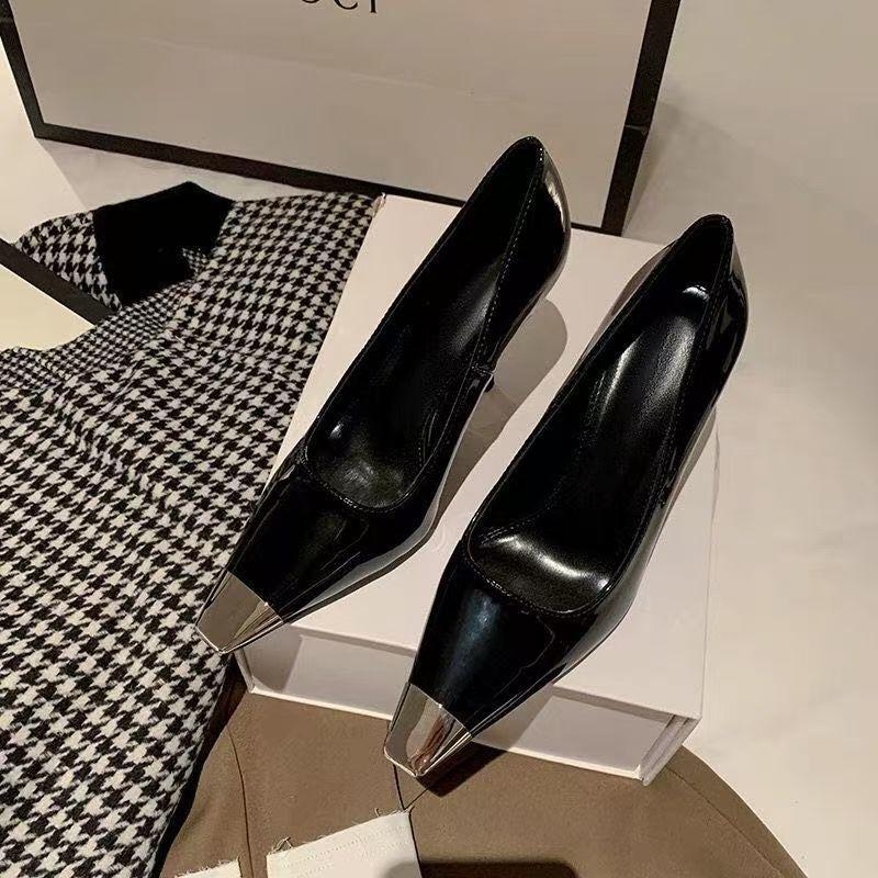 Premium Temperament Explosive Black Bag Head Sandals 2025 Metal Patent Leather Square Head High Heels Thin Heel Versatile Single Shoes Women