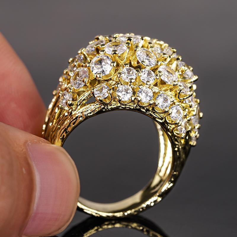 Huitan Brilliant Gold Color Rings for Engagement Charming Noble Temperament Accessories Delicate Dazzling Modern Party Jewelry