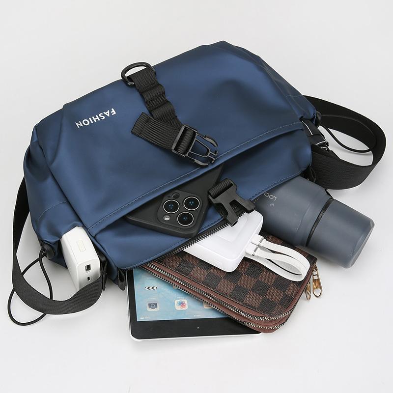 Casual Large Capacity Men's Crossbody Bag Outdoor Travel Nylon Material Water-Resistant Membrane Urban Minimalist Style