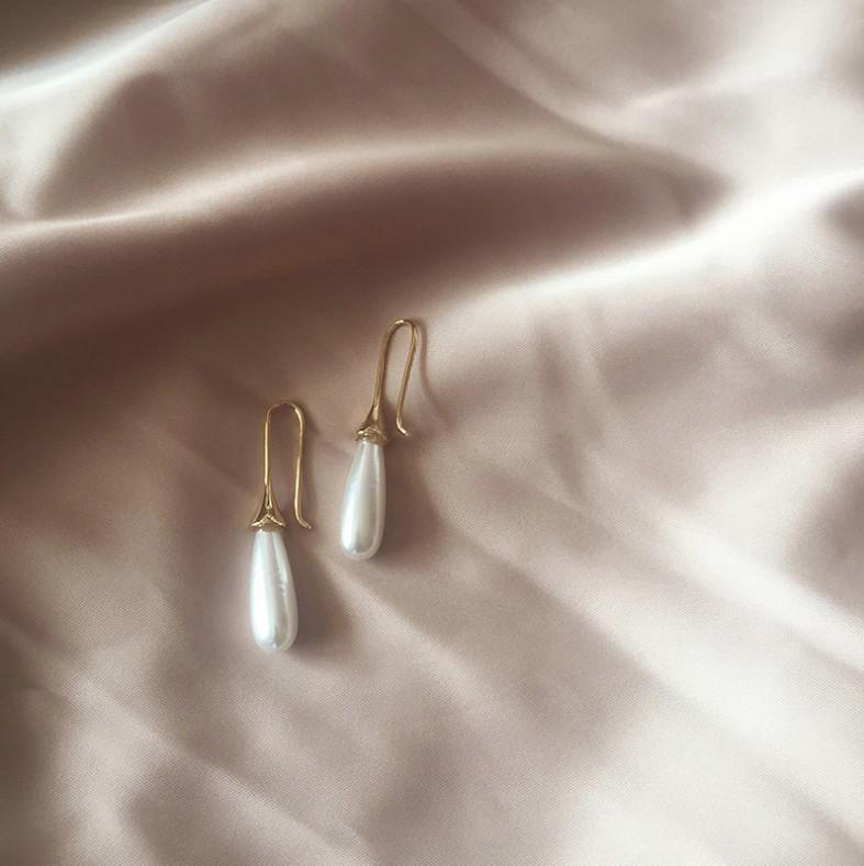 Korean Style Fashion Water Drop Pearl Stud Earrings