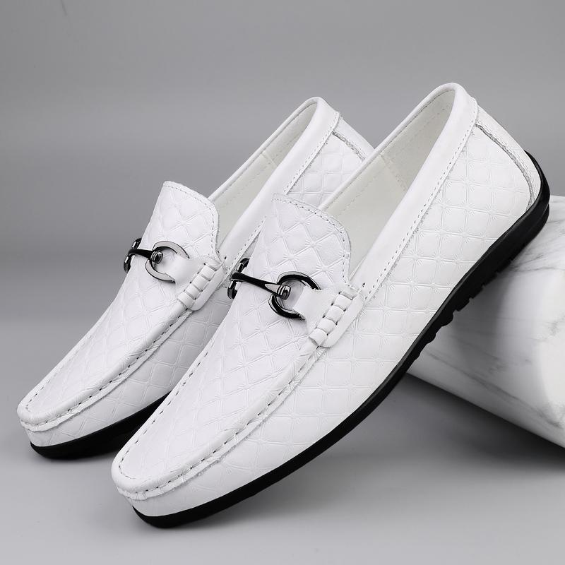 Fashion Spring New Men's Top Layer Cowhide Comfortable Bean Shoes Fashion Brand Men Breathable Soft Sole Anti Slip Casual Driving Shoes