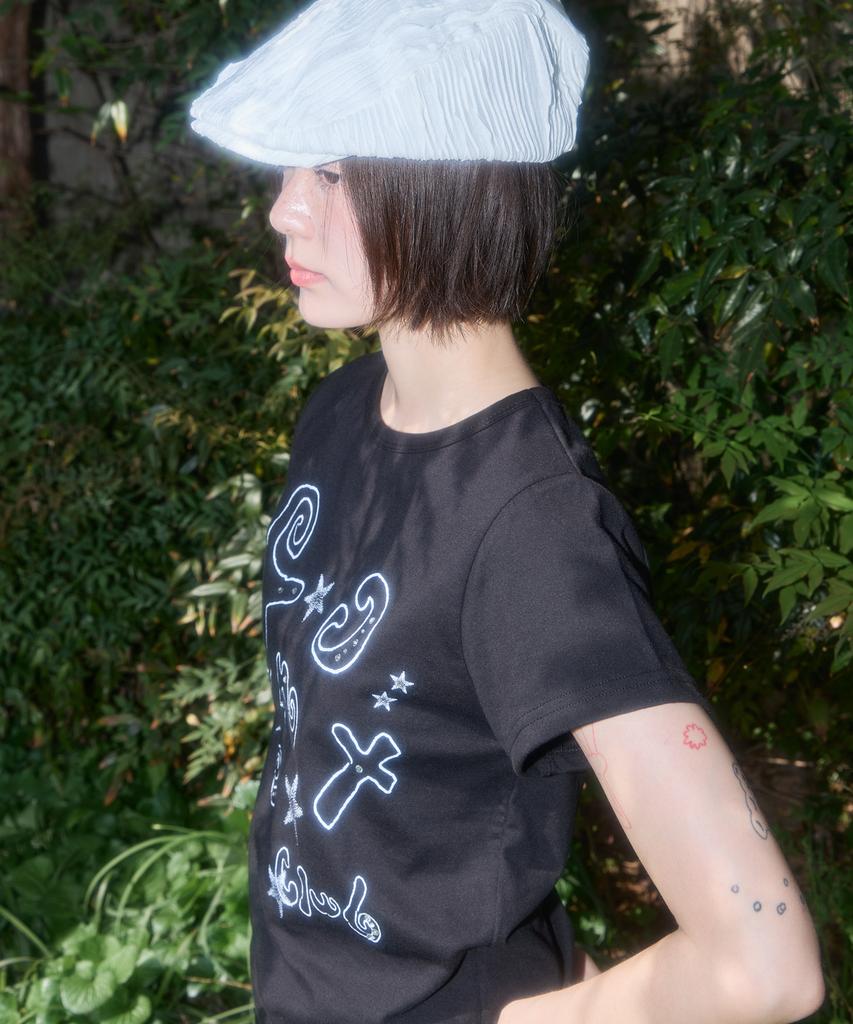 FANCY CLUB Glitter Maisie Logo Tee (Black) F25Qb125