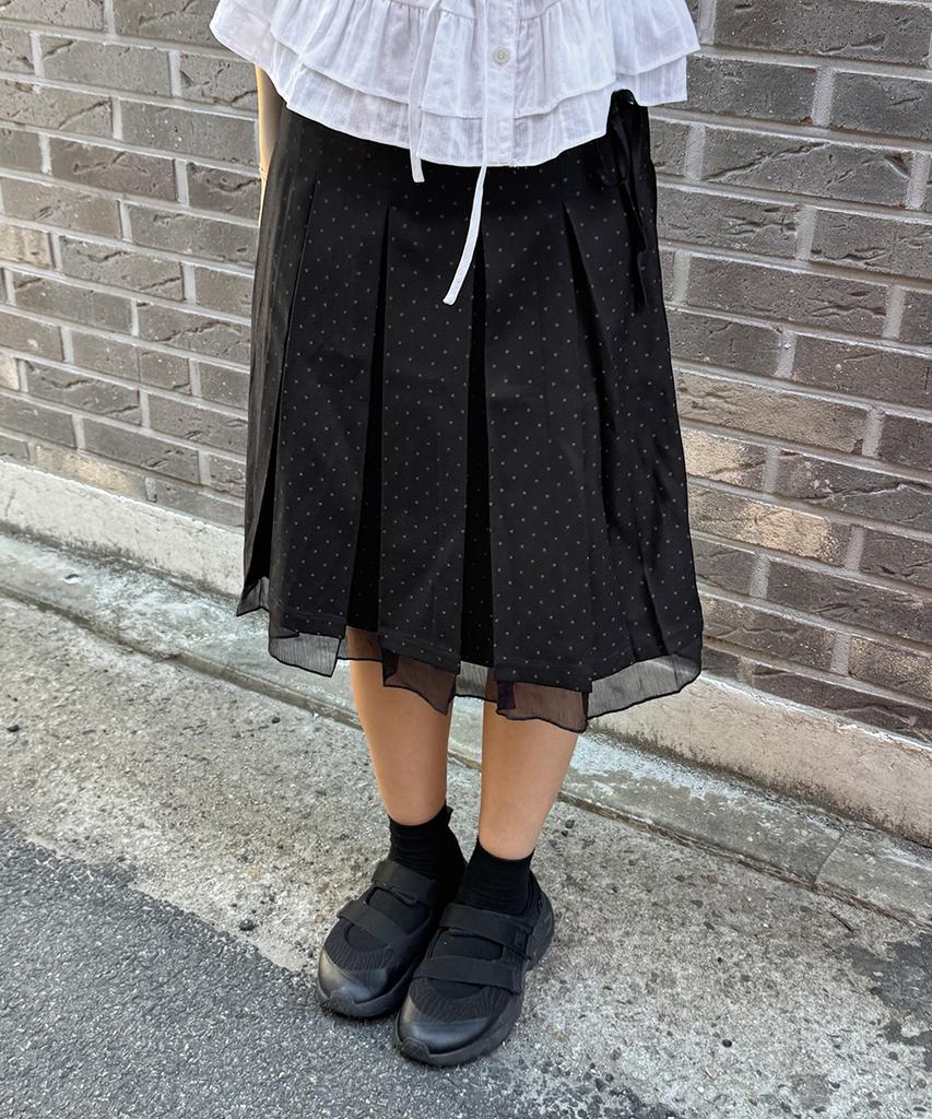 Lougeu Dot Chiffon Layered Skirt_Black