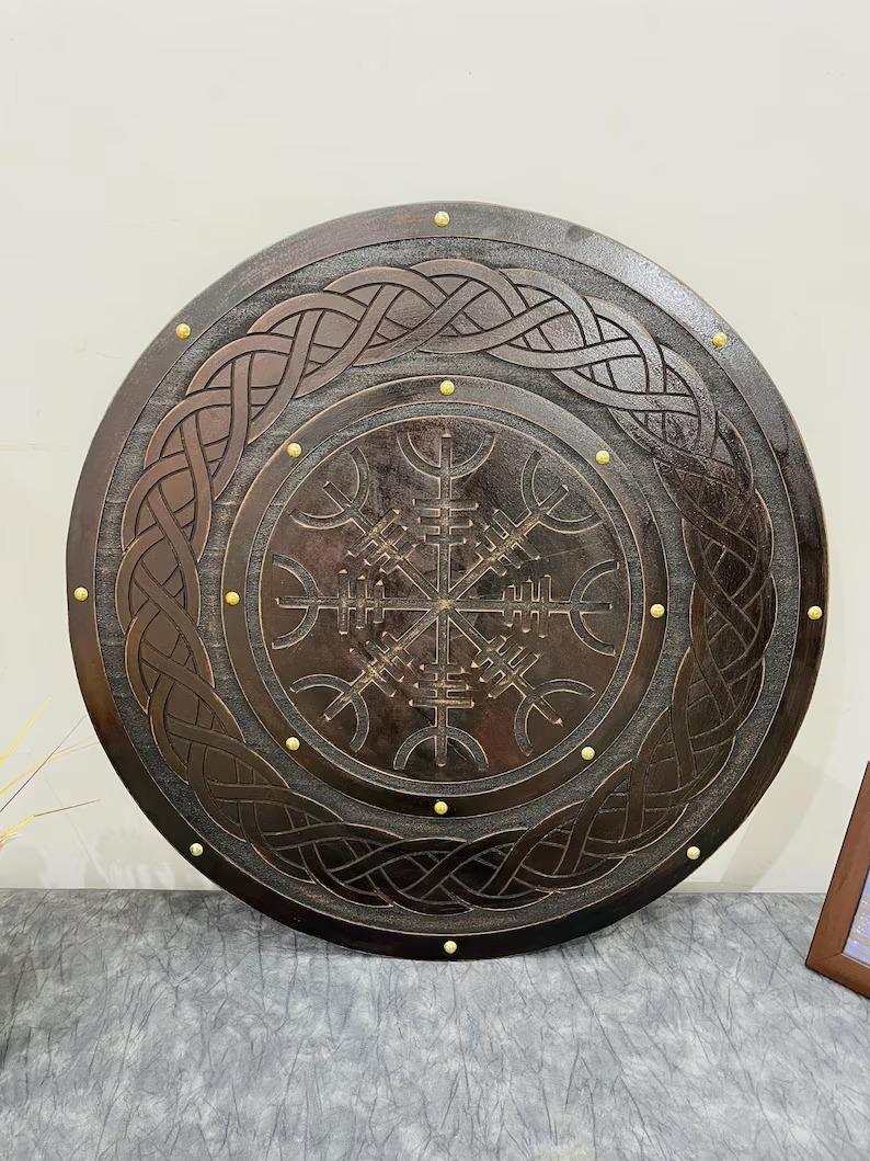 

Viking Vegvisir Round Shield for Battle and Display коричневий