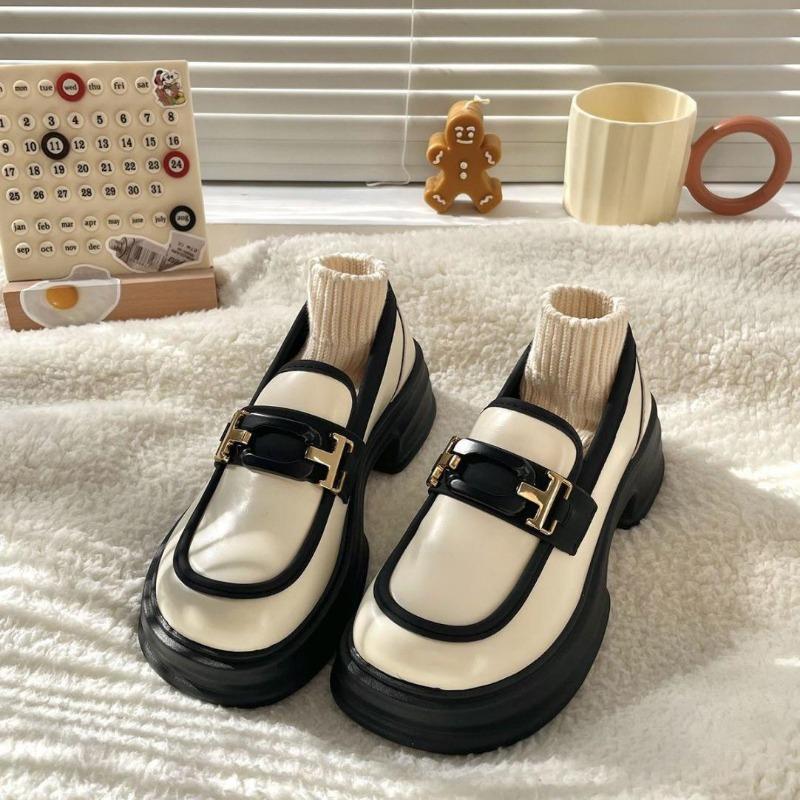 

Звездные маленькие кожаные туфли женские новая мода универсальные туфли на платформе женские 40 бежевый