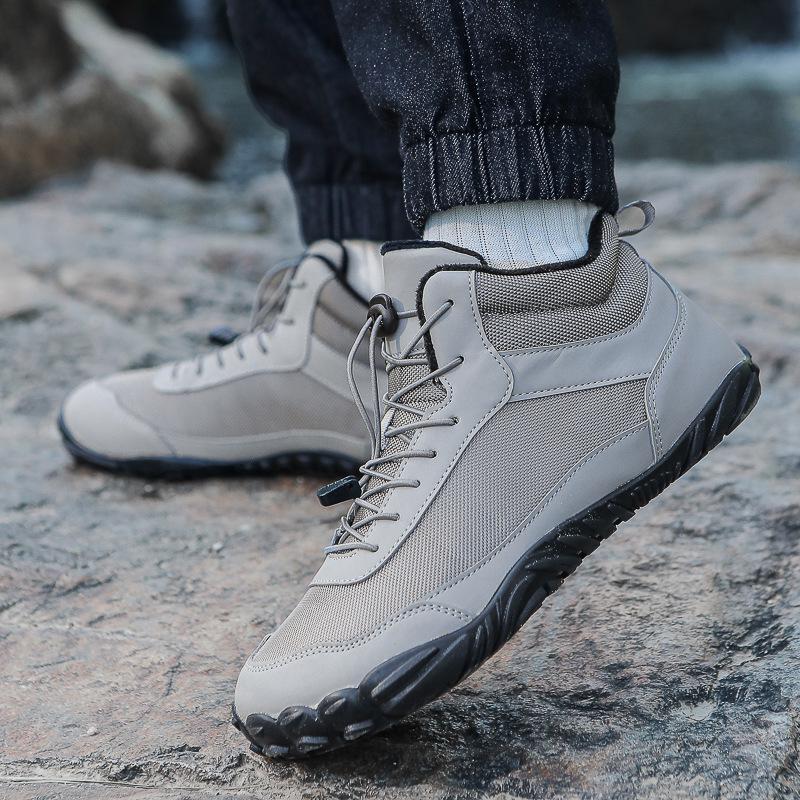 Men's and Women's Waterproof Five-Finger Snow Boots with Velvet Lining for Autumn and Winter Mountaineering
