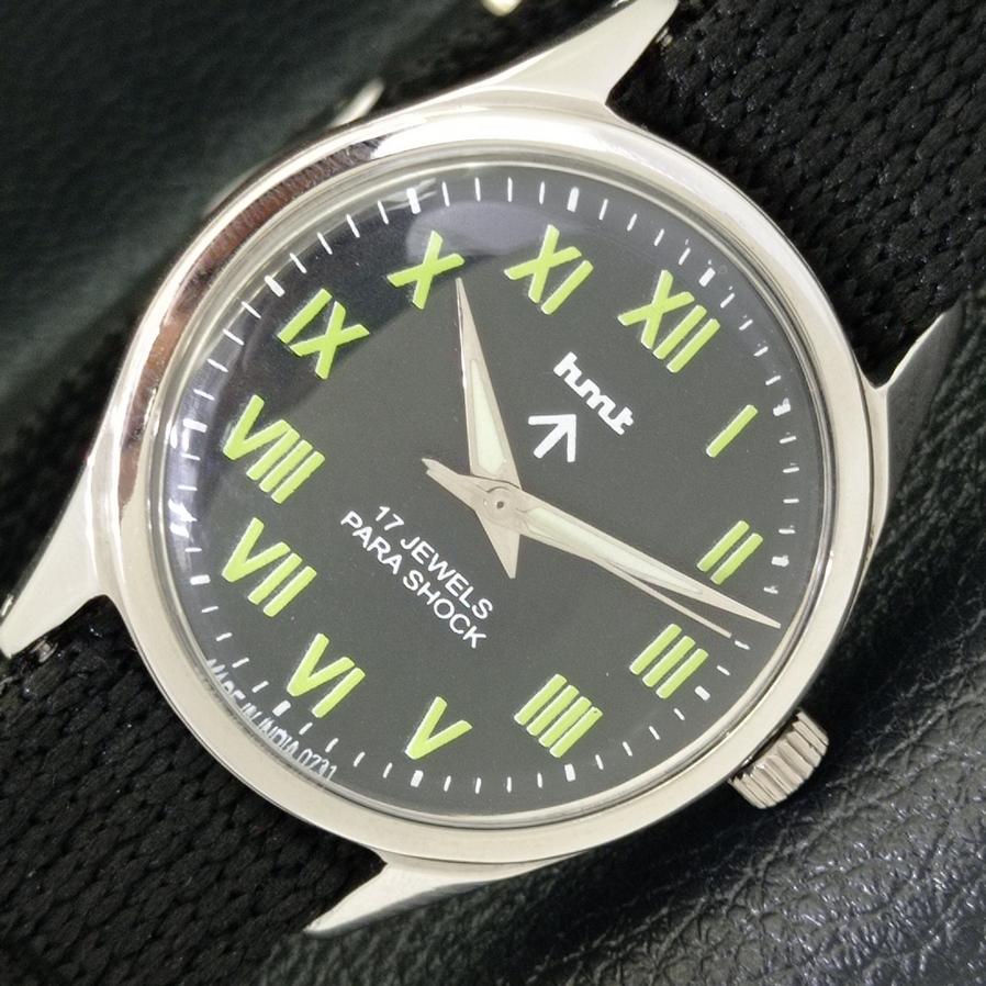 

INDIAN HMT HAND-WINDING MENS BLACK DIAL WATCH a430822-2 R104-a430822